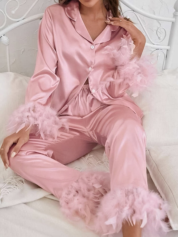 Restive Feathers Sleepwear Set